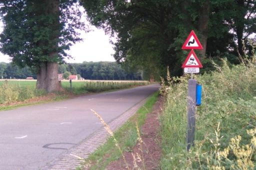 Blauwe halbkreis wildwarner